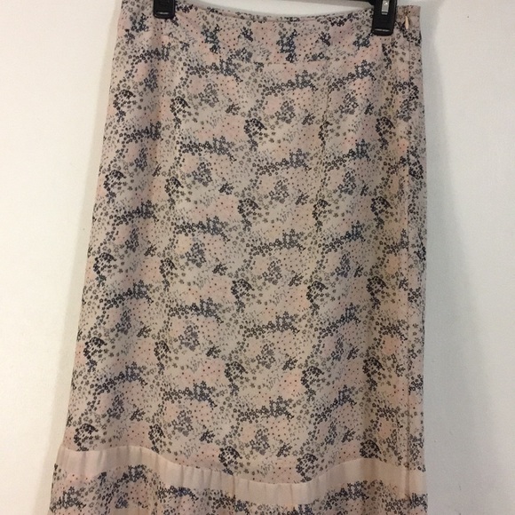 💘Forever 21 Maxi Skirt Sheer Floral design (M)💖 - Picture 2 of 10